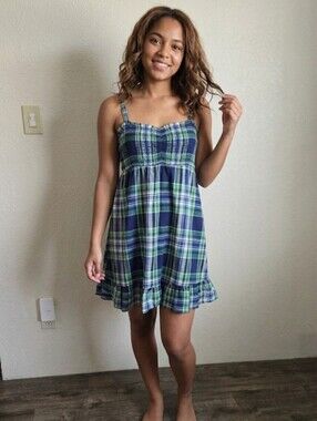 Aerie Plaid Smocked Sundress in Navy and Green Size Large